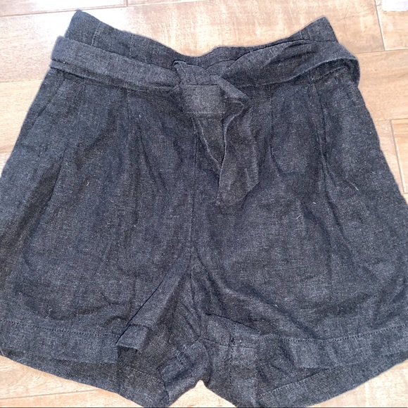 Black linen shorts - Picture 1 of 2